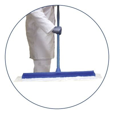 Raclette de sol détectable par détecteur de métaux